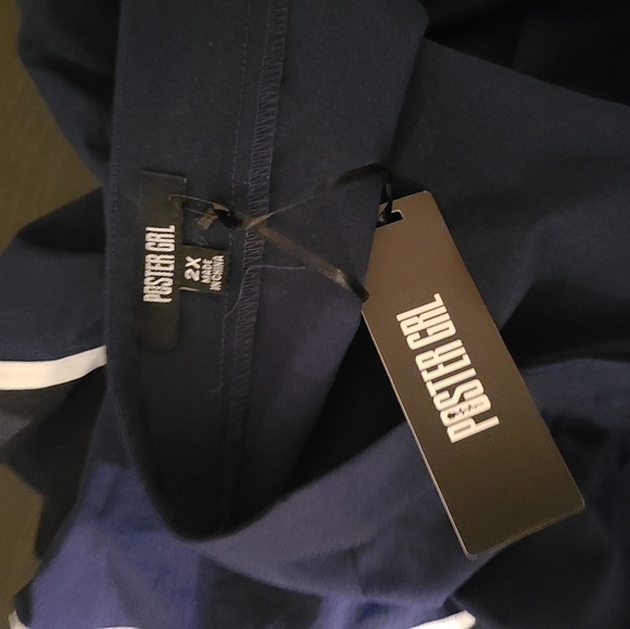 Skirt - Picture 3 of 3